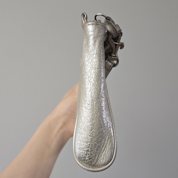 Coach Wristlet - Picture 13 of 17